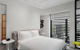 كانوبي باي هيلتون دبي السيف